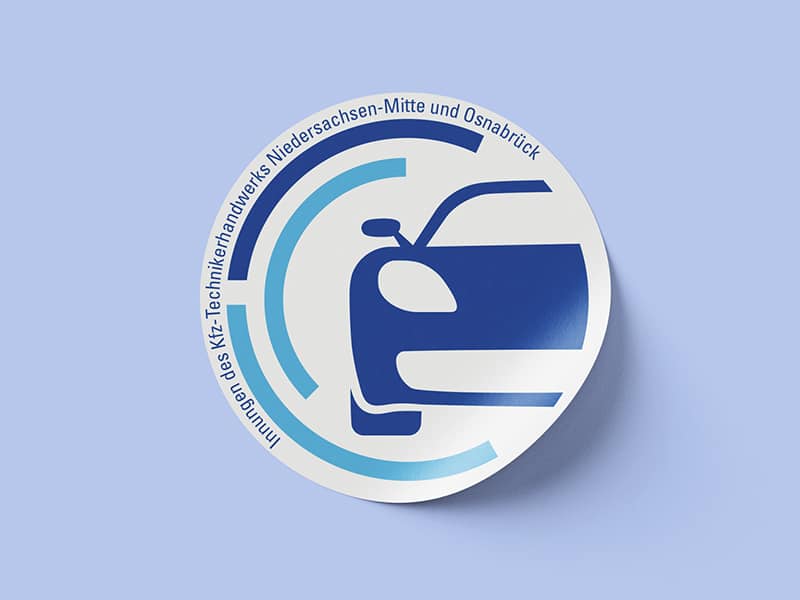 Individuelle Logo-Aufkleber für Werbung und Markenpräsentation.