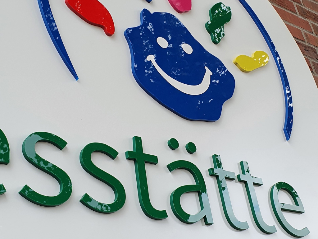 Dreidimensionales Logo für eine Kindertagesstätte.